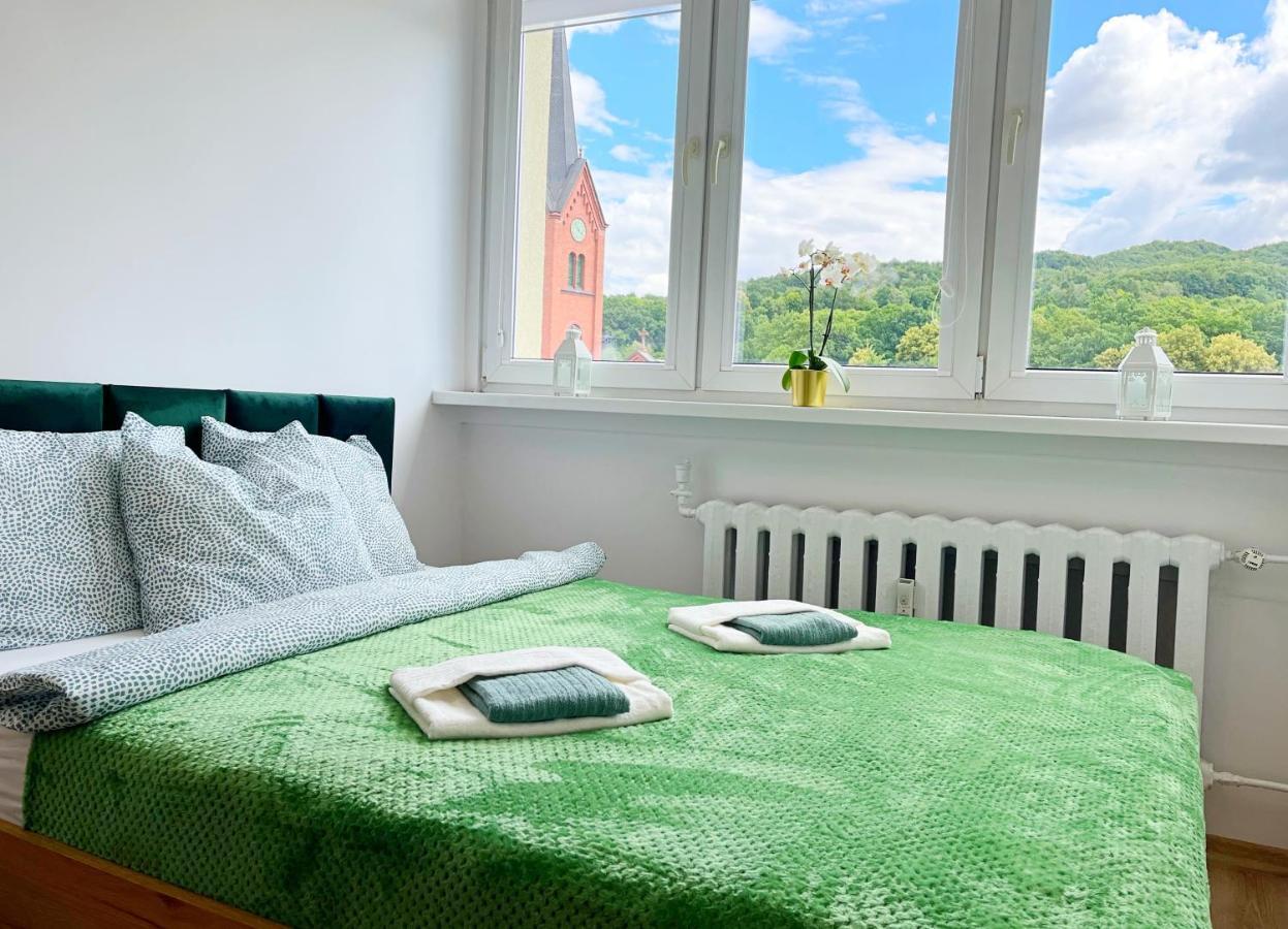 Apartament Parkowy Wałbrzych Esterno foto